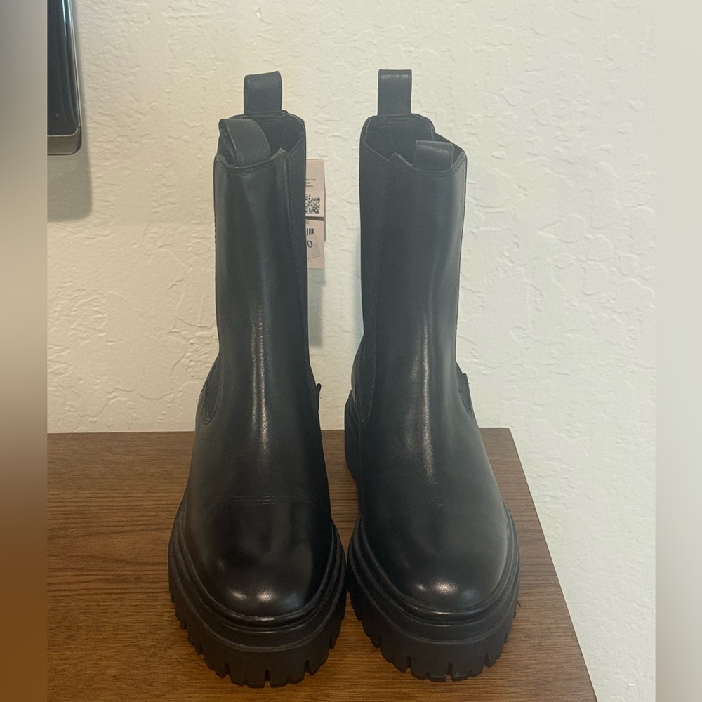 Zara Leather Black Ankle Boots